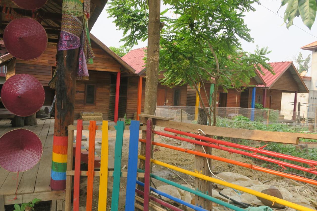 Samaki Guesthouse - Tad Lo Ban Donkhagnoung Exterior photo